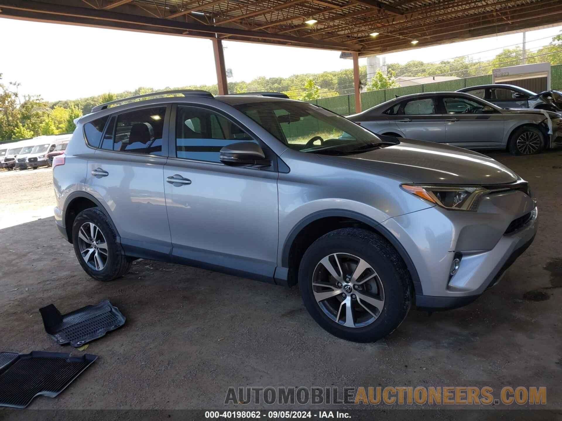 2T3RFREVXJW736732 TOYOTA RAV4 2018