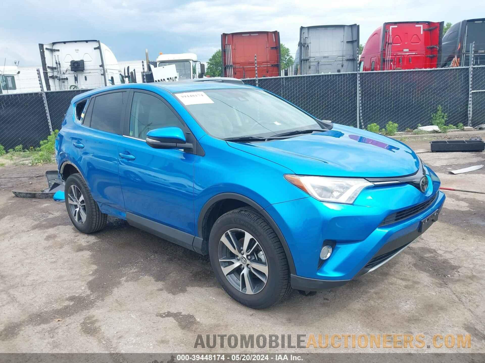 2T3RFREVXJW745558 TOYOTA RAV4 2018