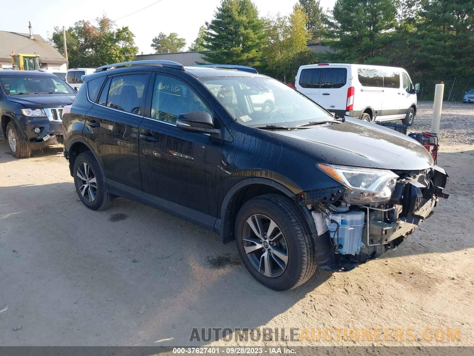 2T3RFREVXJW756141 TOYOTA RAV4 2018