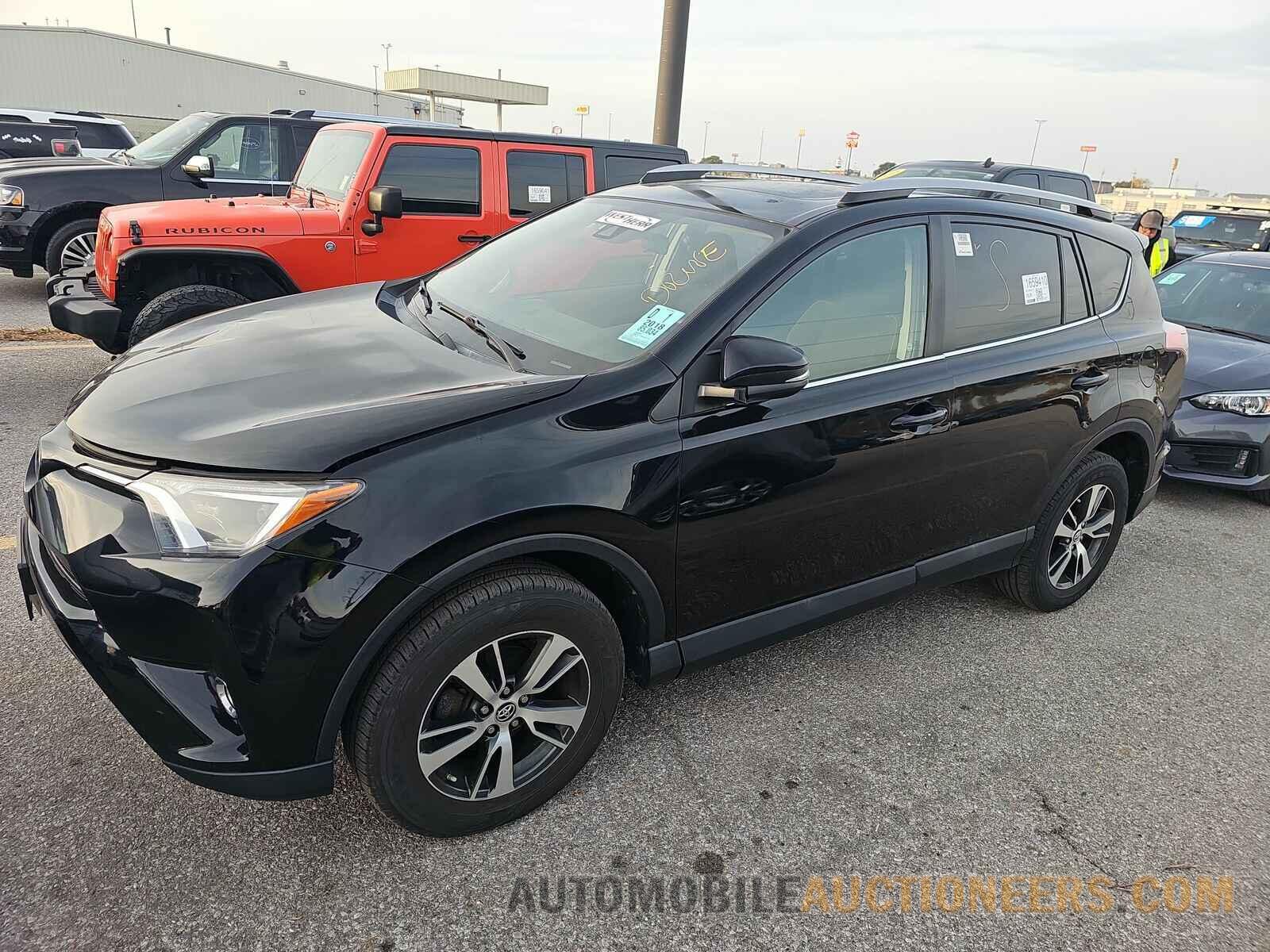 2T3RFREVXJW791777 Toyota RAV4 2018