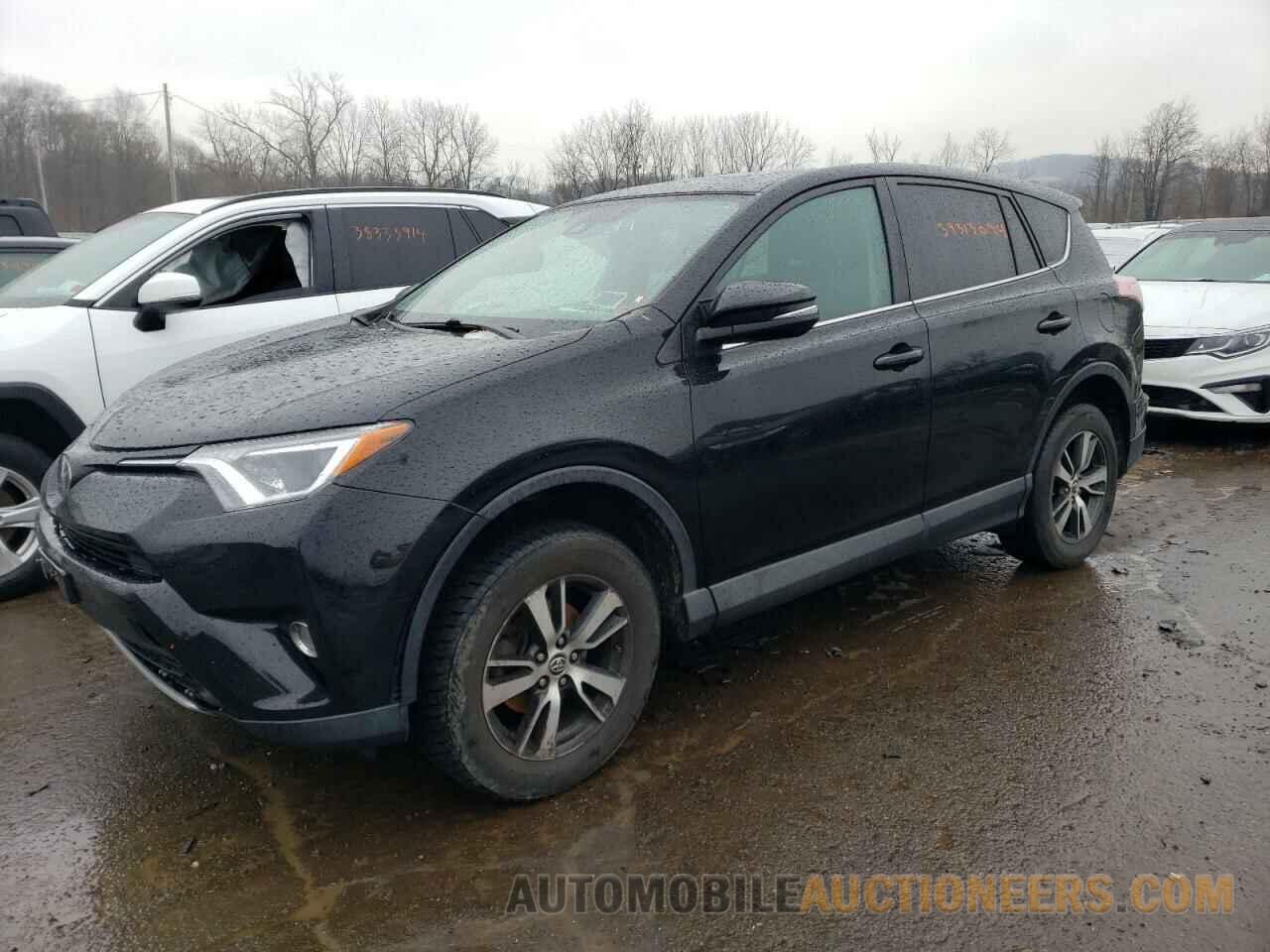 2T3RFREVXJW811302 TOYOTA RAV4 2018