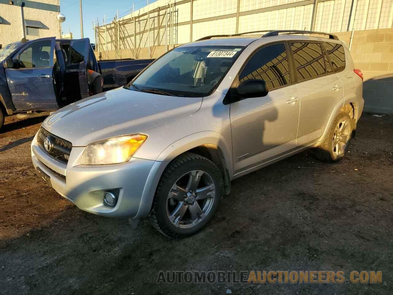 2T3RK4DV5CW068714 TOYOTA RAV4 2012