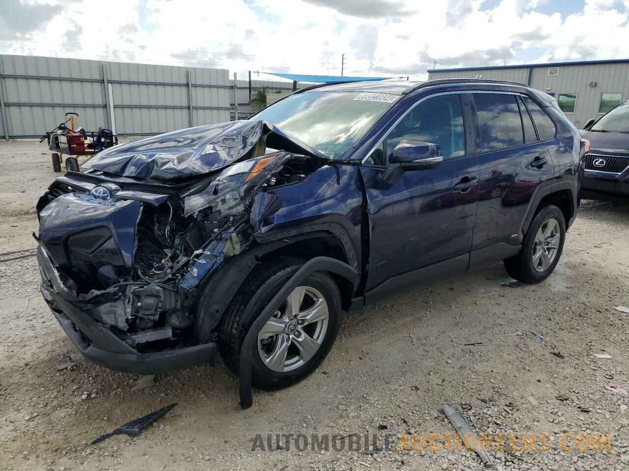 2T3RWRFV2RW211903 TOYOTA RAV4 2024