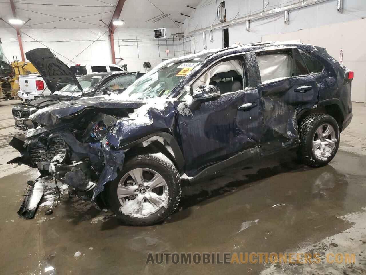 2T3RWRFV2RW220200 TOYOTA RAV4 2024