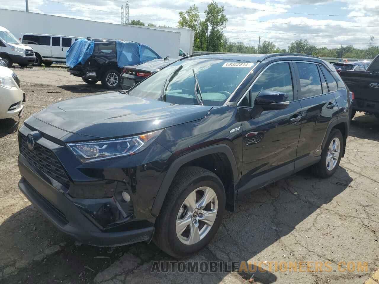 2T3RWRFV3MW128585 TOYOTA RAV4 2021