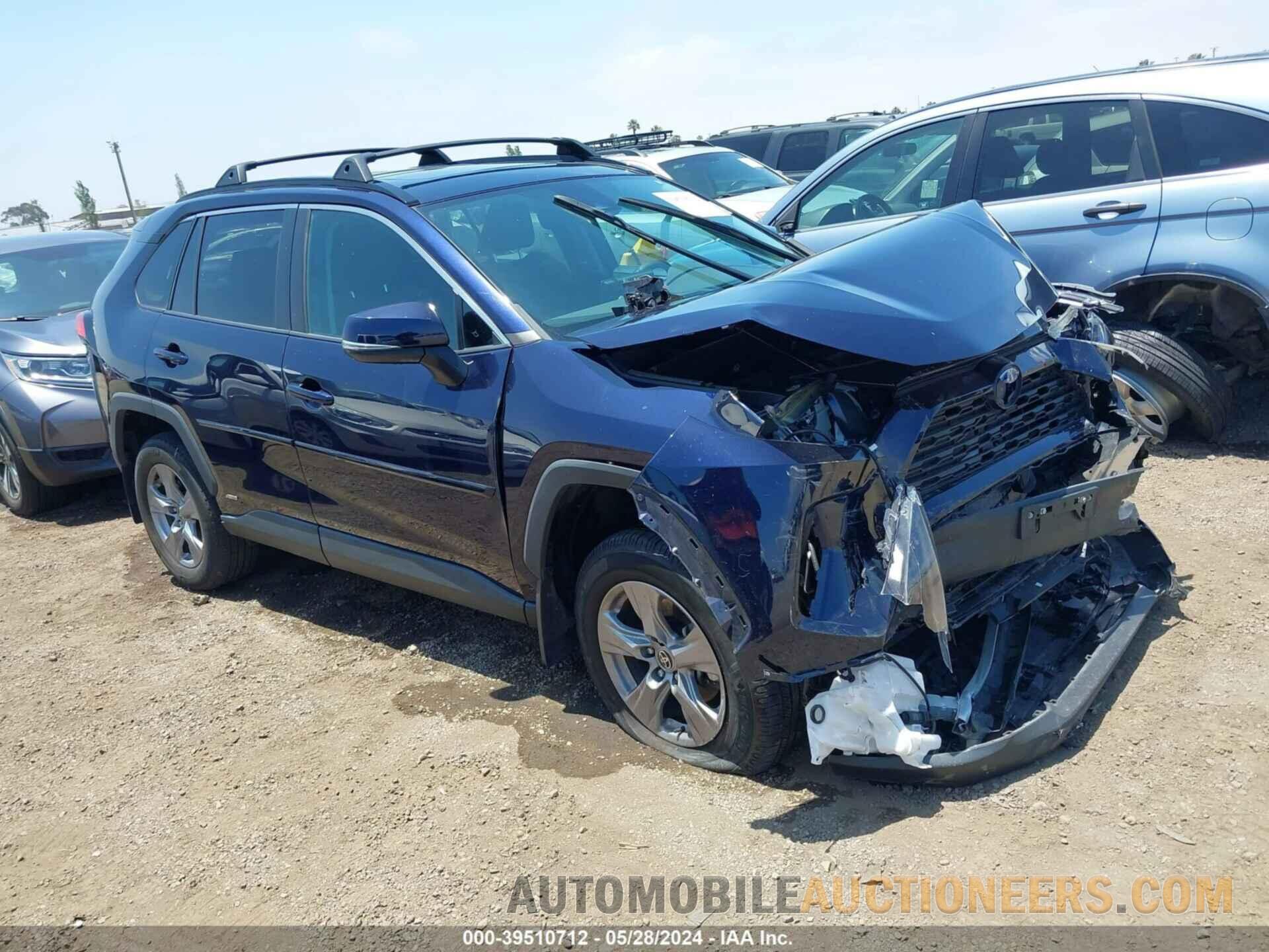 2T3RWRFV4NW138947 TOYOTA RAV4 2022