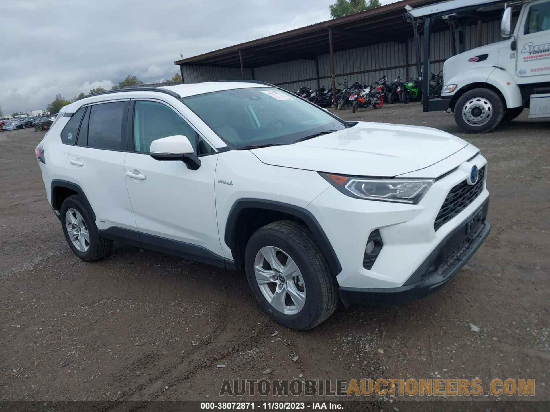 2T3RWRFV5MW114686 TOYOTA RAV4 2021