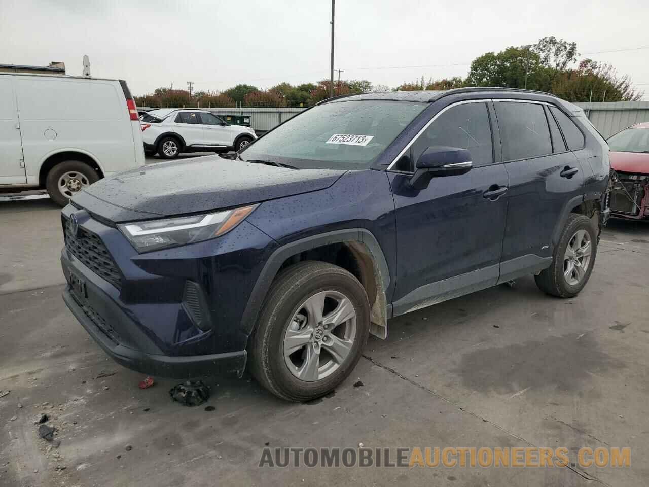 2T3RWRFV6NW137332 TOYOTA RAV4 2022