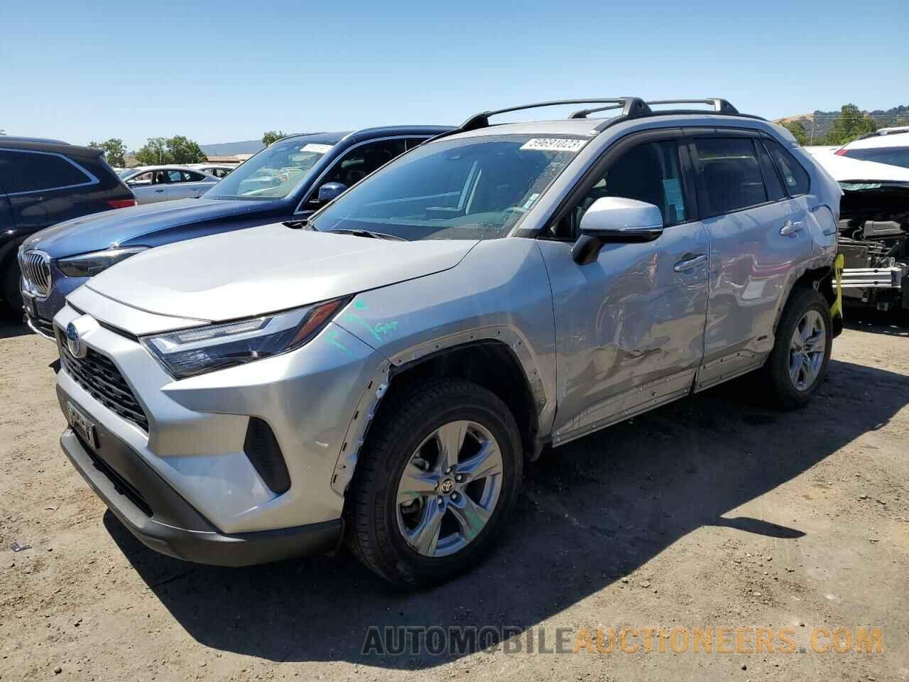 2T3RWRFV7NW130521 TOYOTA RAV4 2022