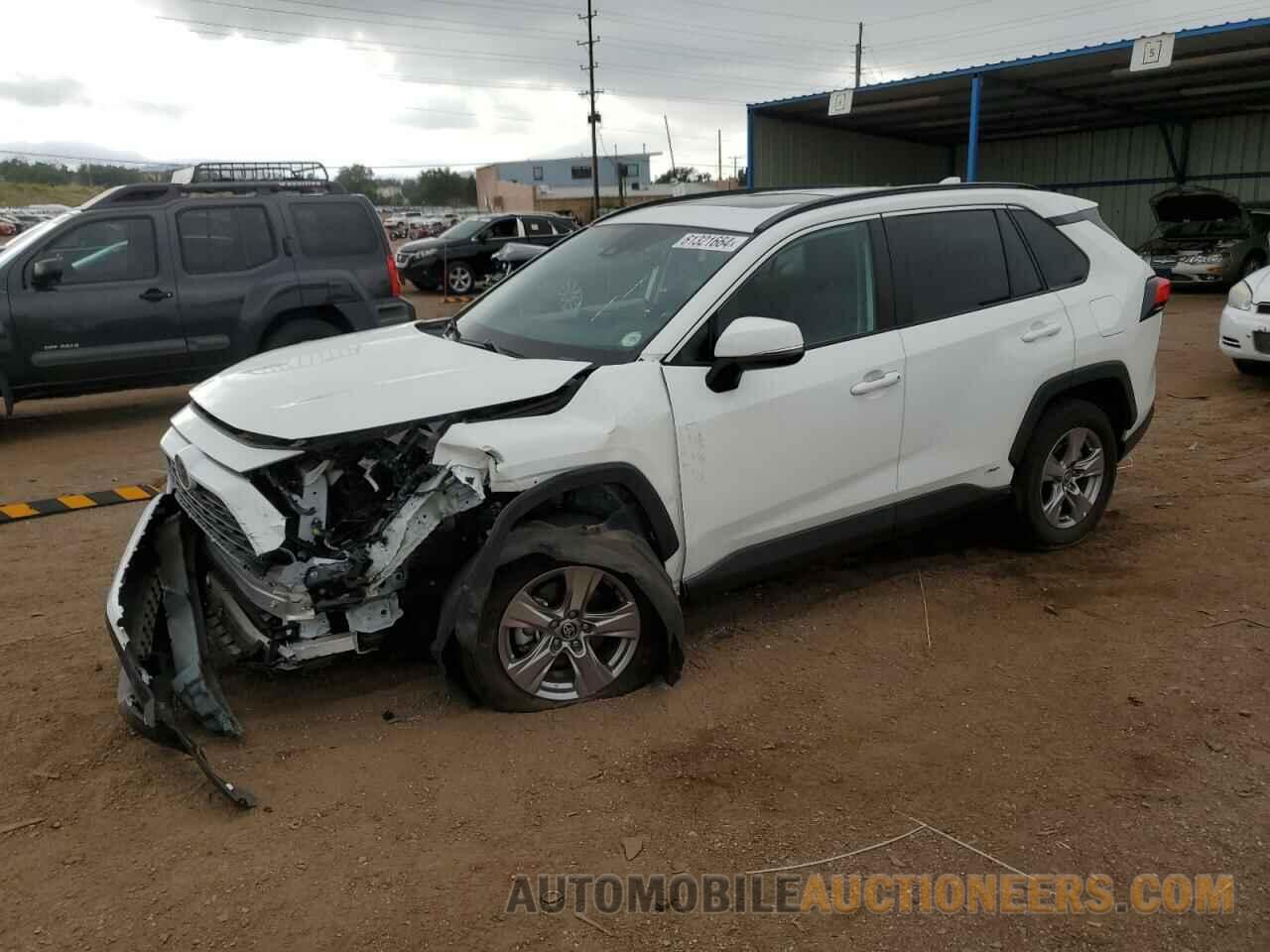 2T3RWRFV8NW140555 TOYOTA RAV4 2022