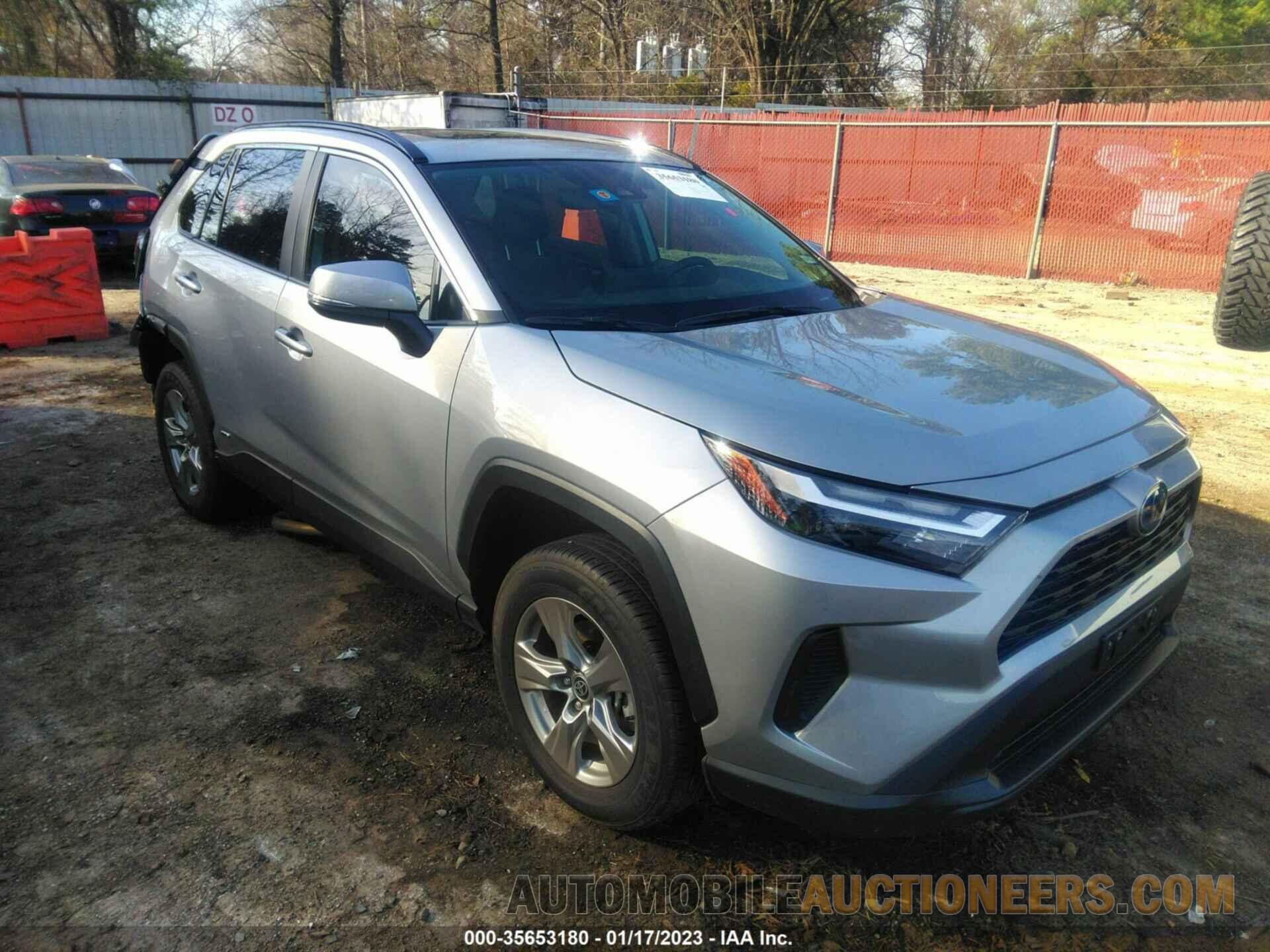 2T3RWRFVXNW132070 TOYOTA RAV4 2022