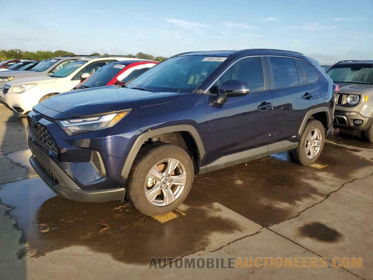 2T3RWRFVXNW140332 TOYOTA RAV4 2022