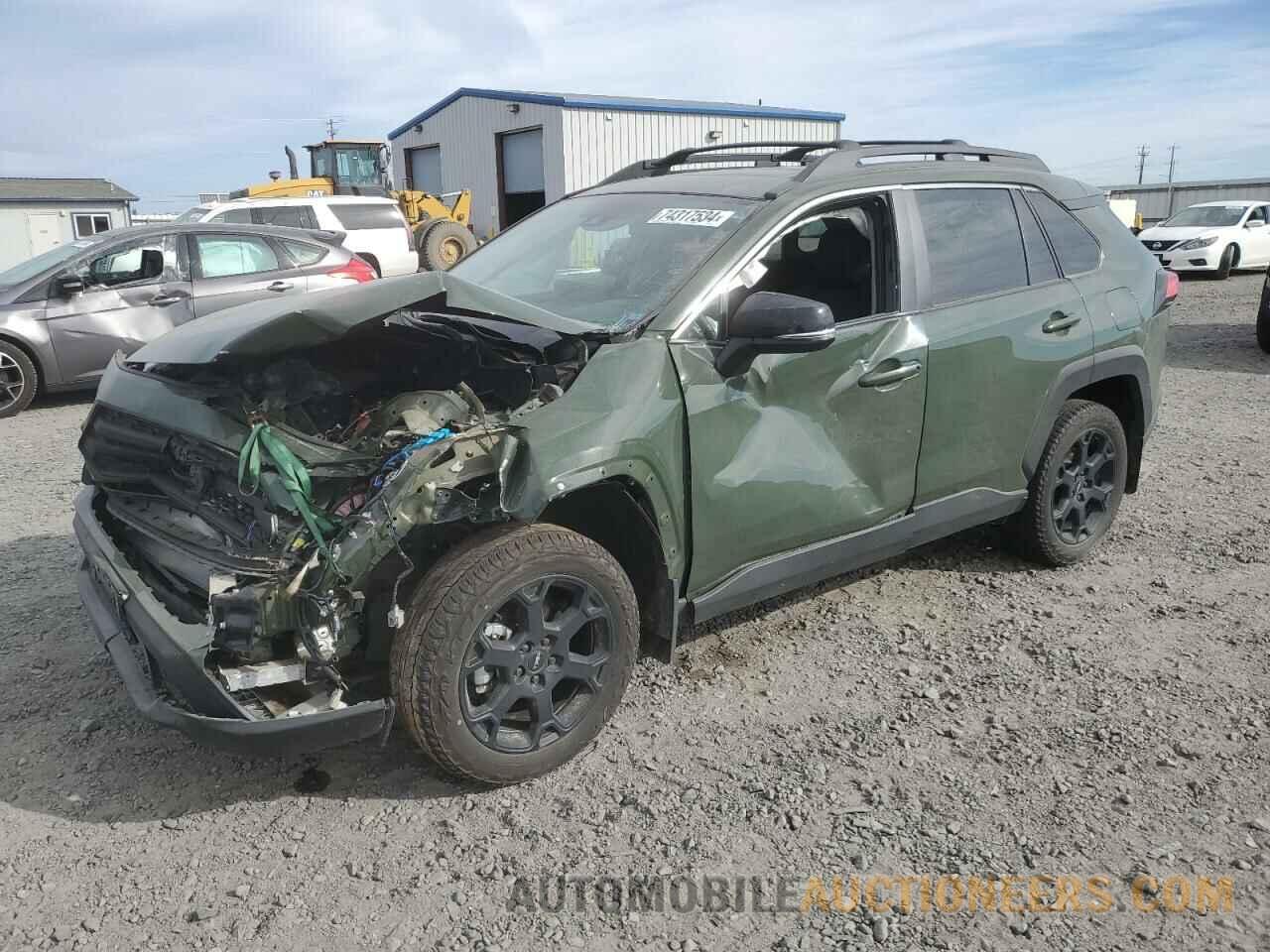 2T3S1RFV0RW446011 TOYOTA RAV4 2024