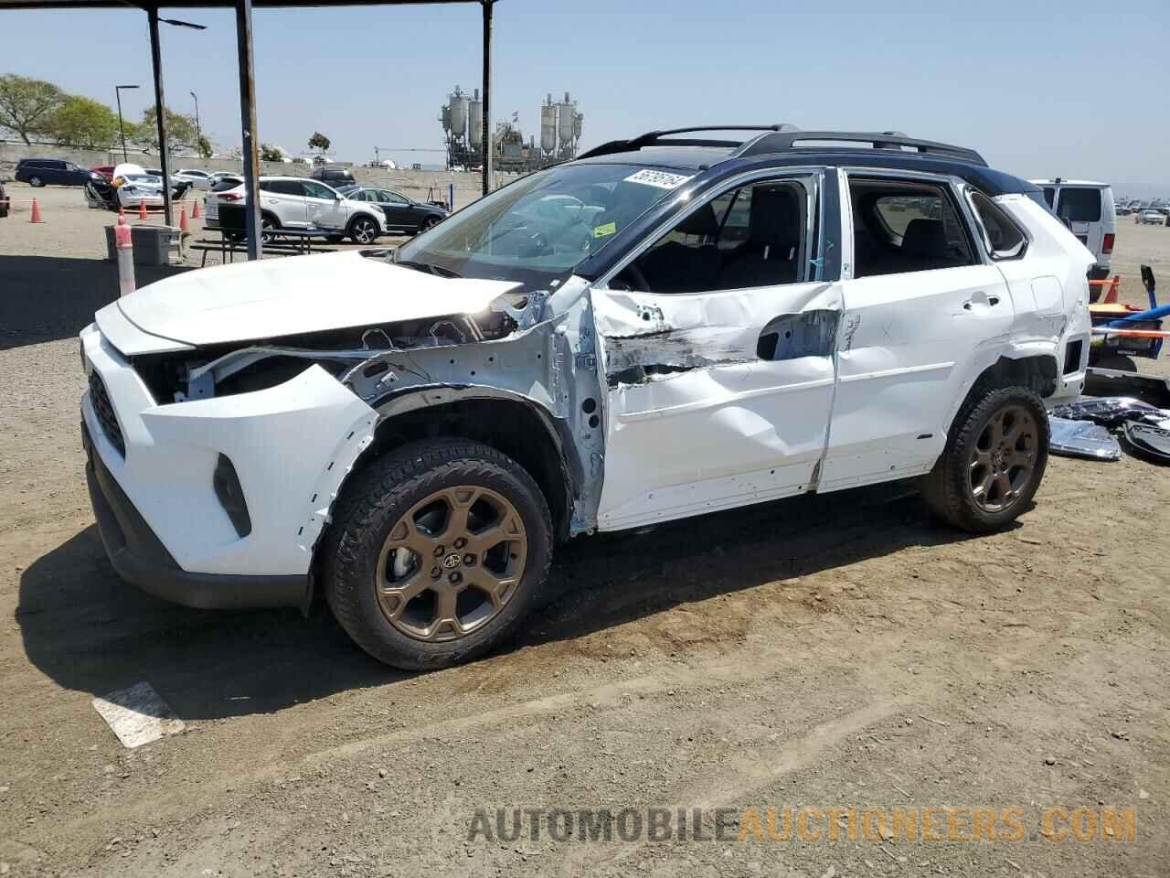 2T3UWRFV2RW206047 TOYOTA RAV4 WOODL 2024