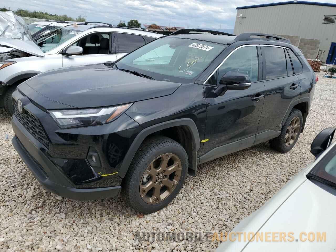 2T3UWRFV2RW208431 TOYOTA RAV4 WOODL 2024