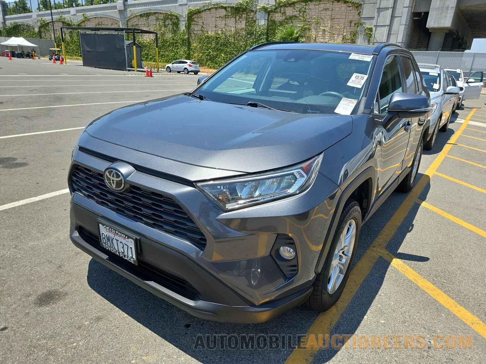 2T3W1RFV0KC029870 Toyota RAV4 2019