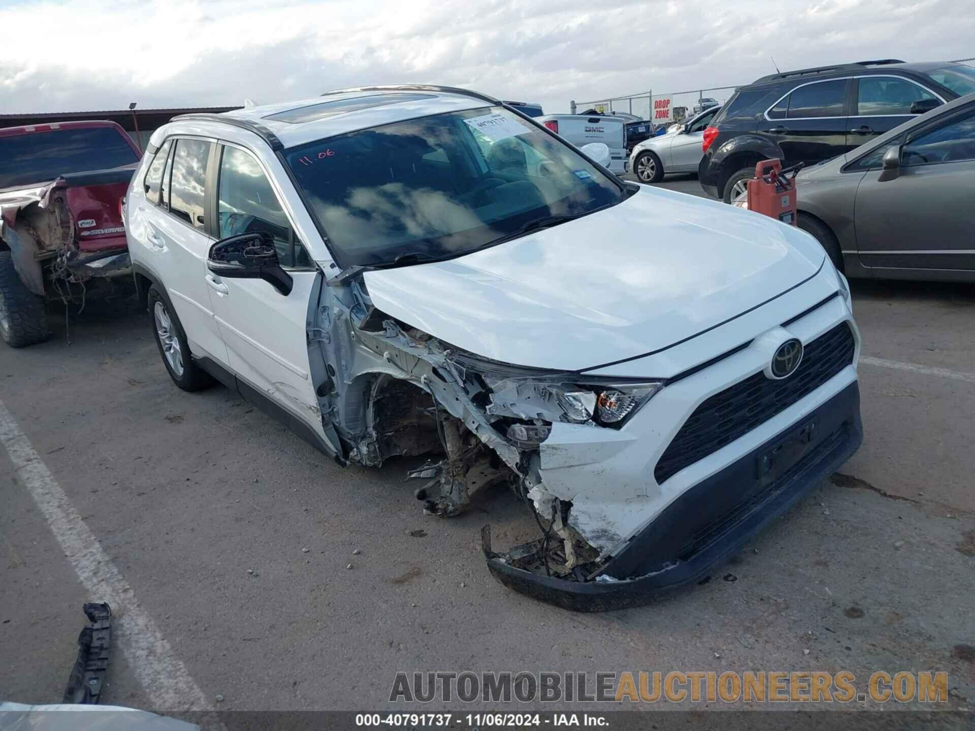 2T3W1RFV0LW076848 TOYOTA RAV4 2020