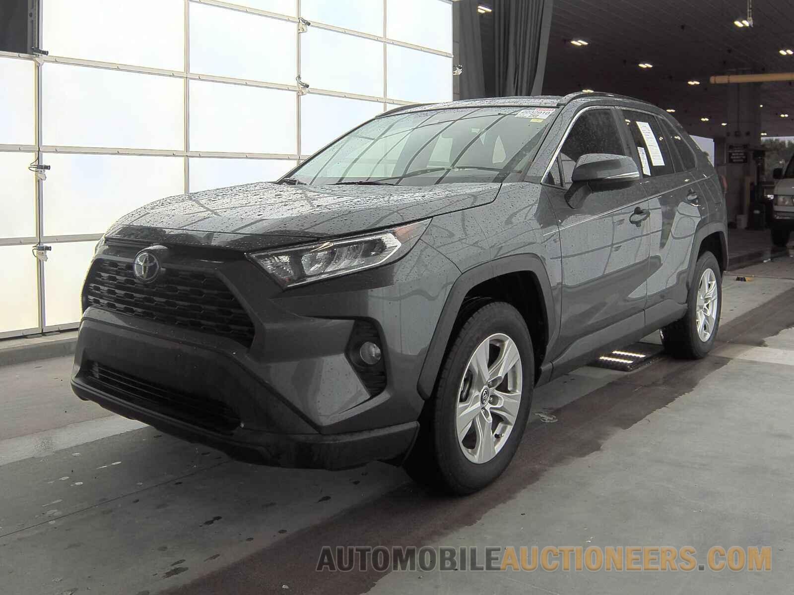 2T3W1RFV0MC096147 Toyota RAV4 2021