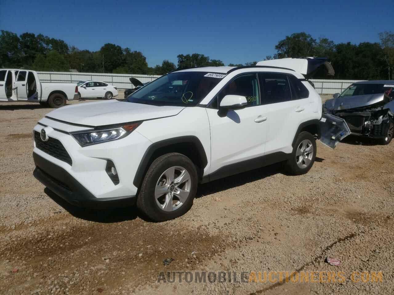 2T3W1RFV0MC145881 TOYOTA RAV4 2021