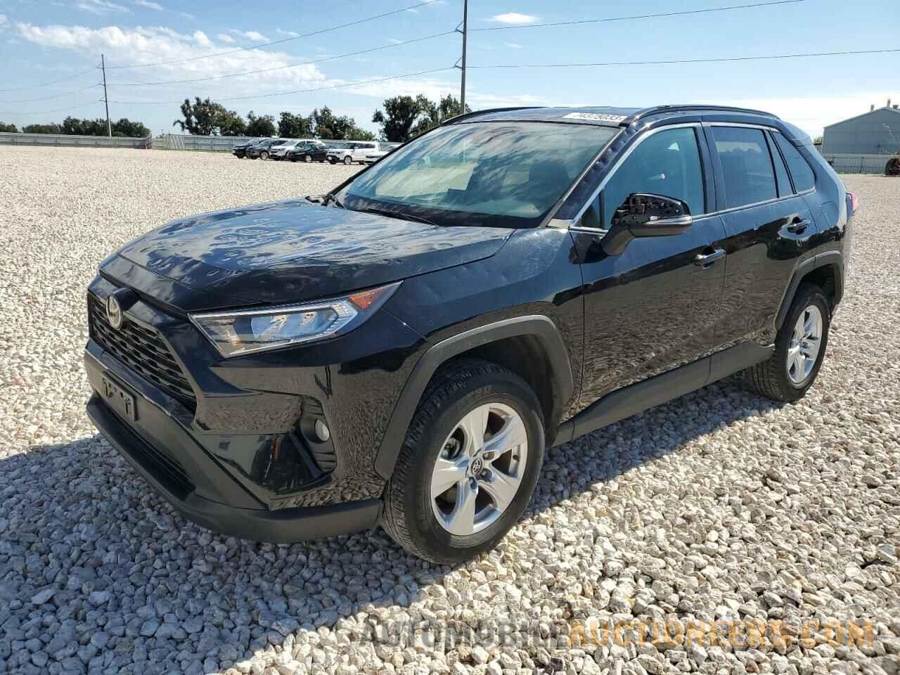 2T3W1RFV0MC147890 TOYOTA RAV4 2021