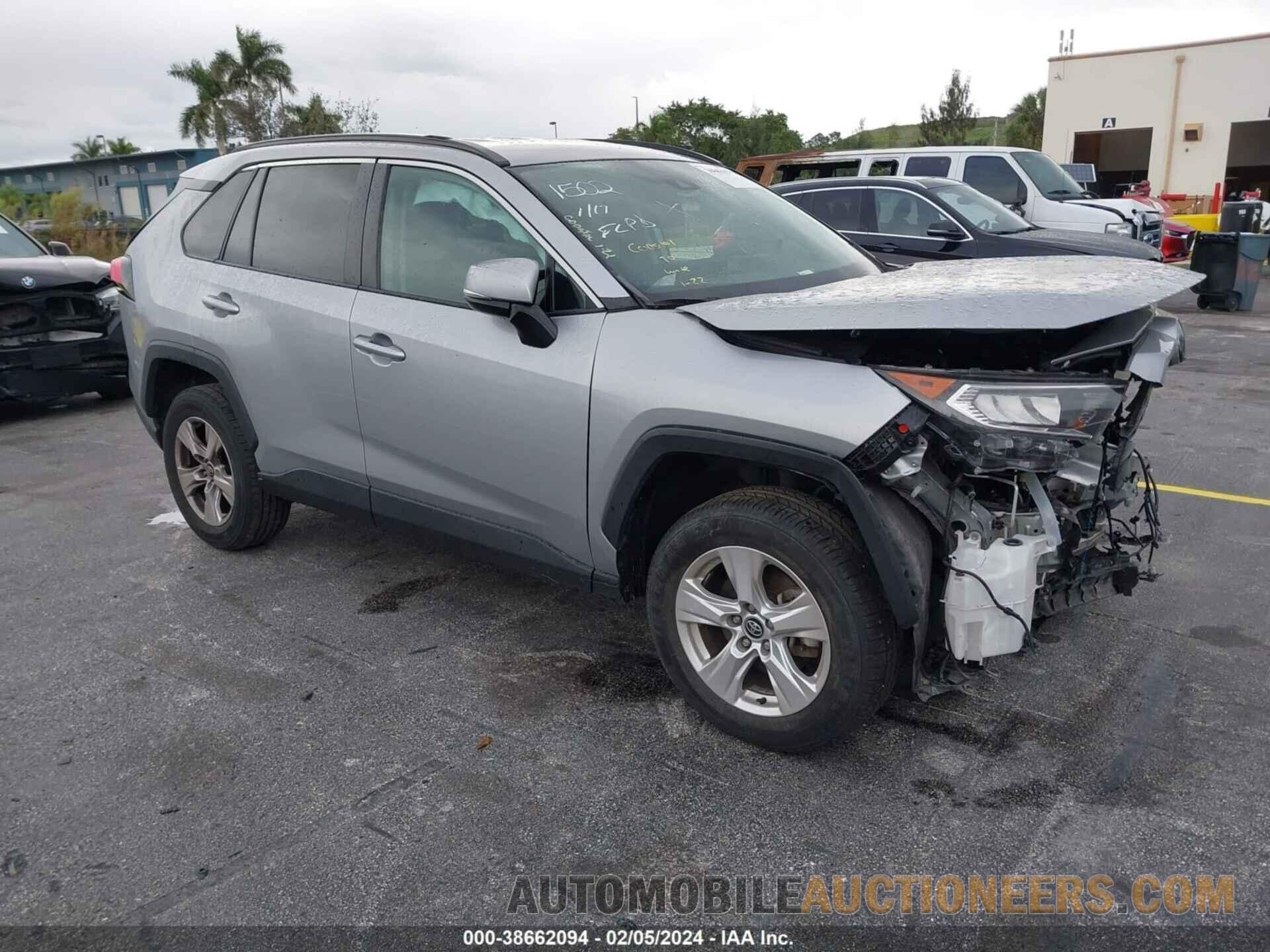 2T3W1RFV0MW115102 TOYOTA RAV4 2021