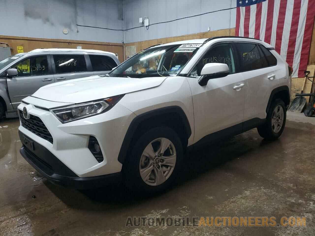 2T3W1RFV0MW132286 TOYOTA RAV4 2021