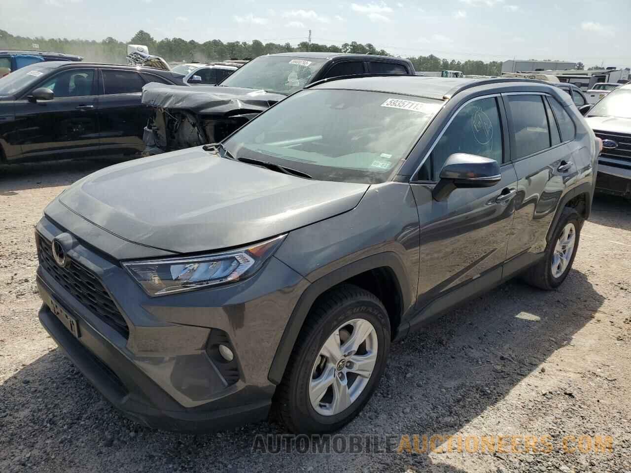 2T3W1RFV0MW152943 TOYOTA RAV4 2021