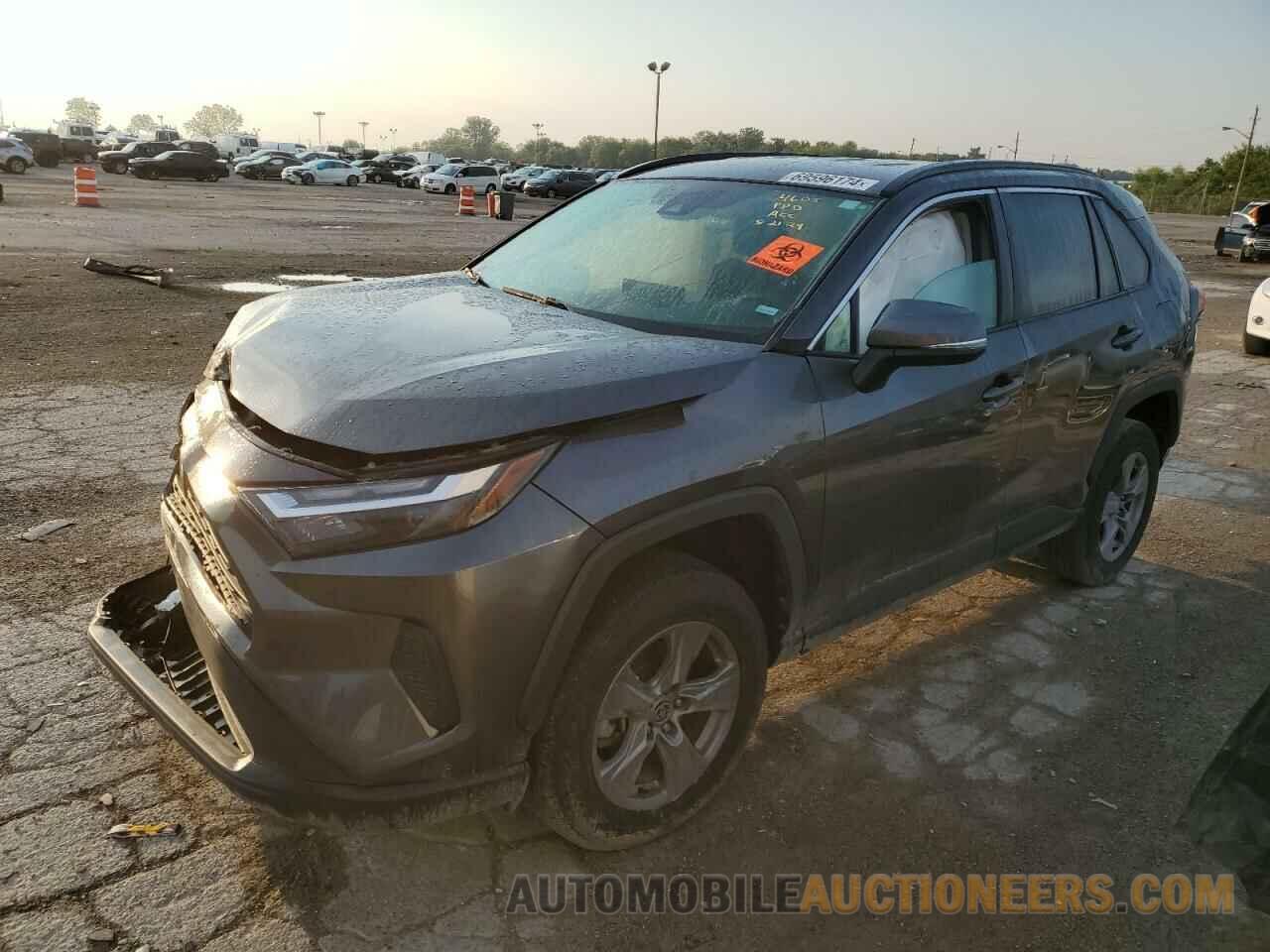 2T3W1RFV0NC178011 TOYOTA RAV4 2022