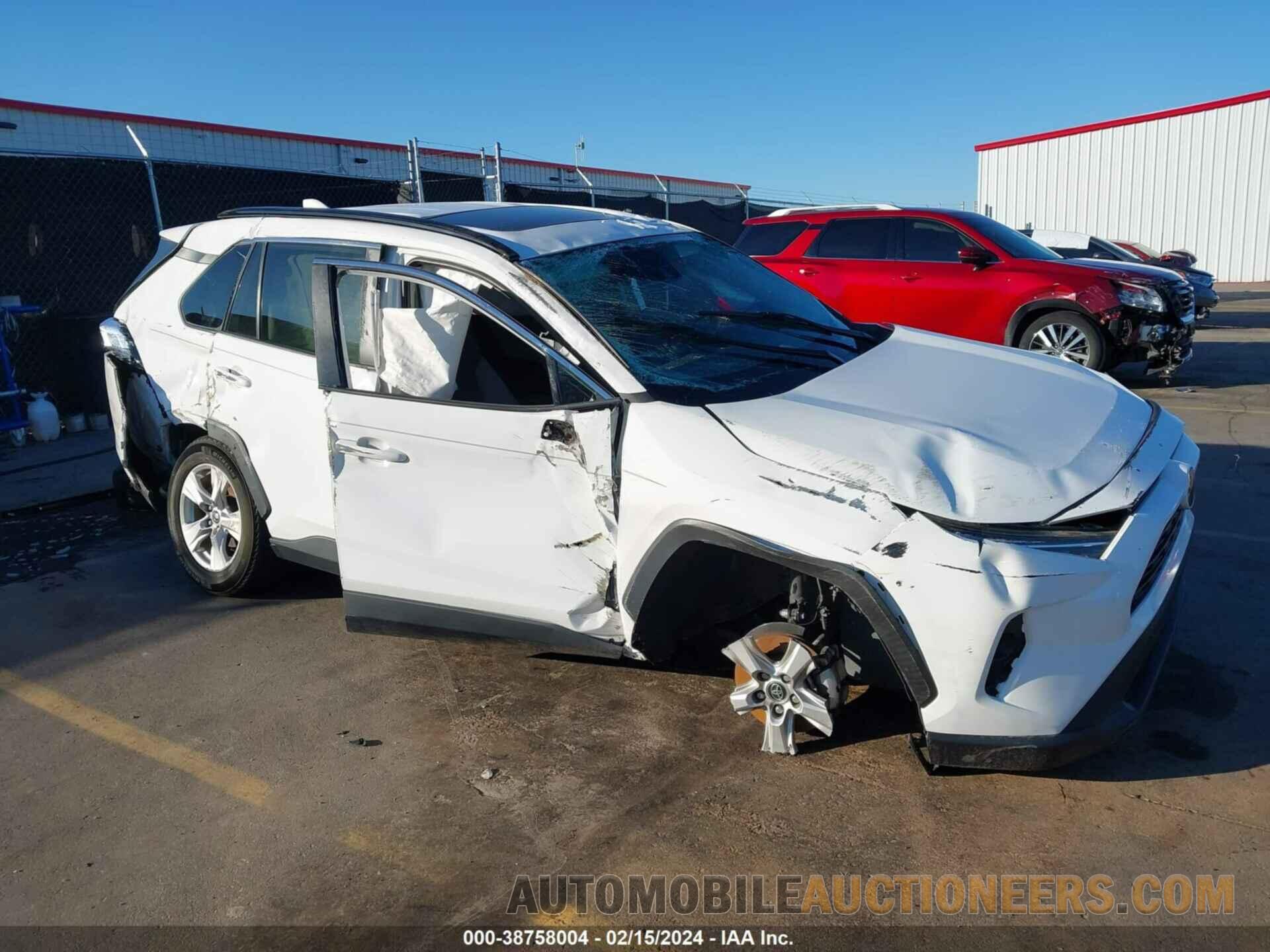 2T3W1RFV1LC057677 TOYOTA RAV4 2020