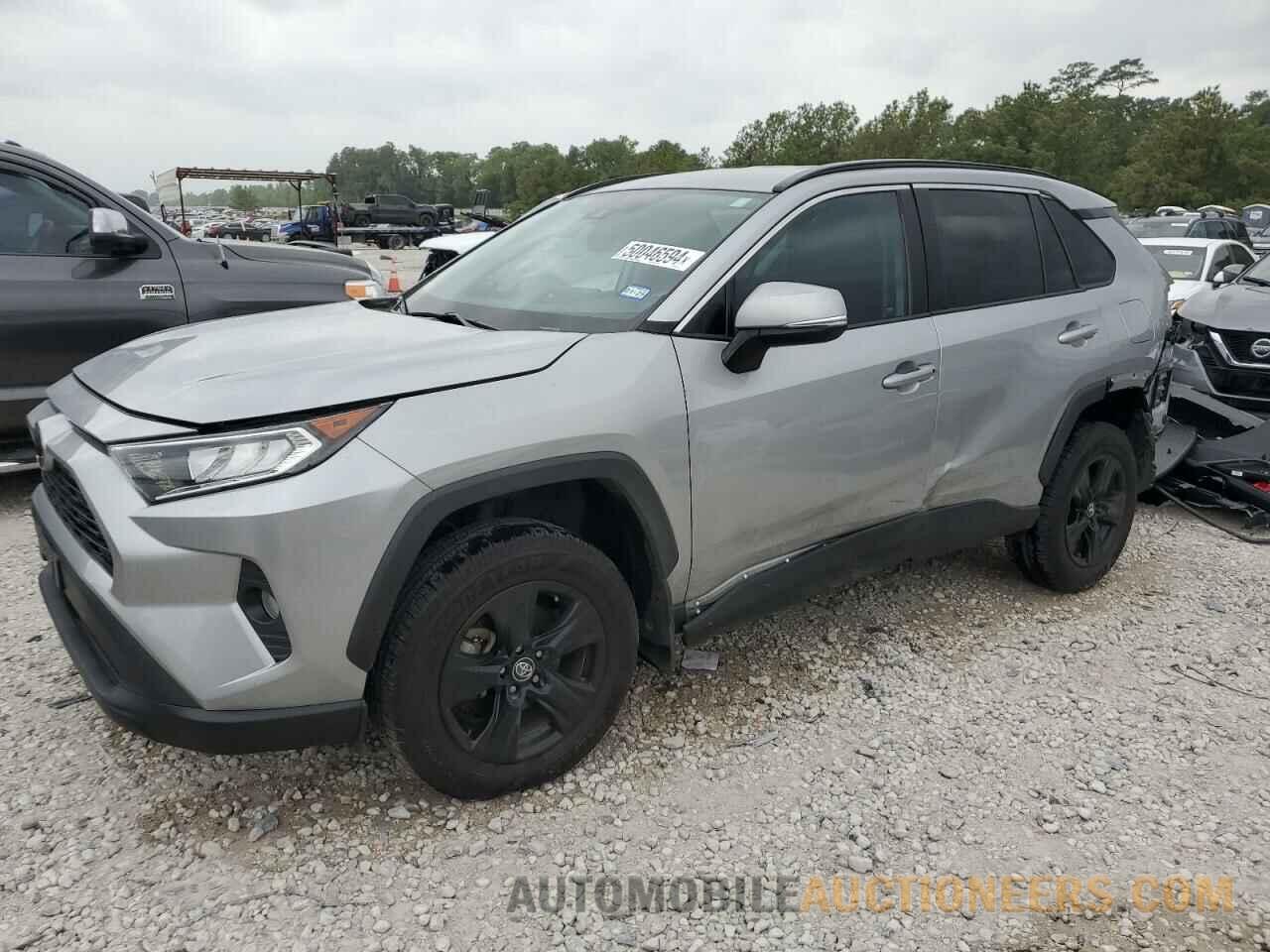 2T3W1RFV2MC098613 TOYOTA RAV4 2021