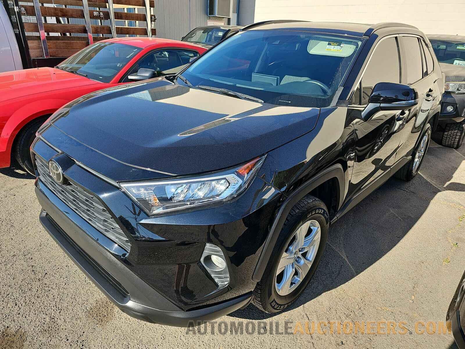 2T3W1RFV2MC105415 Toyota RAV4 2021