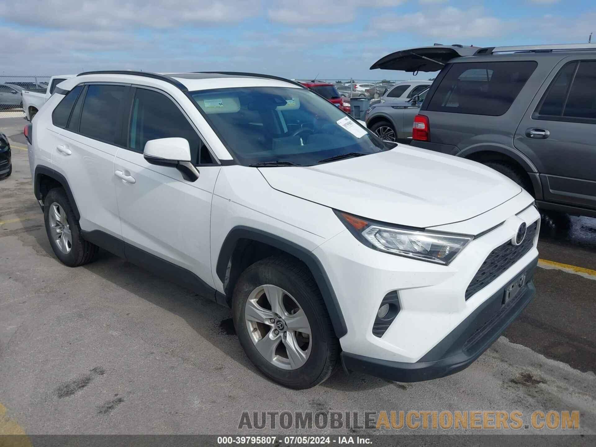 2T3W1RFV2MC116351 TOYOTA RAV4 2021