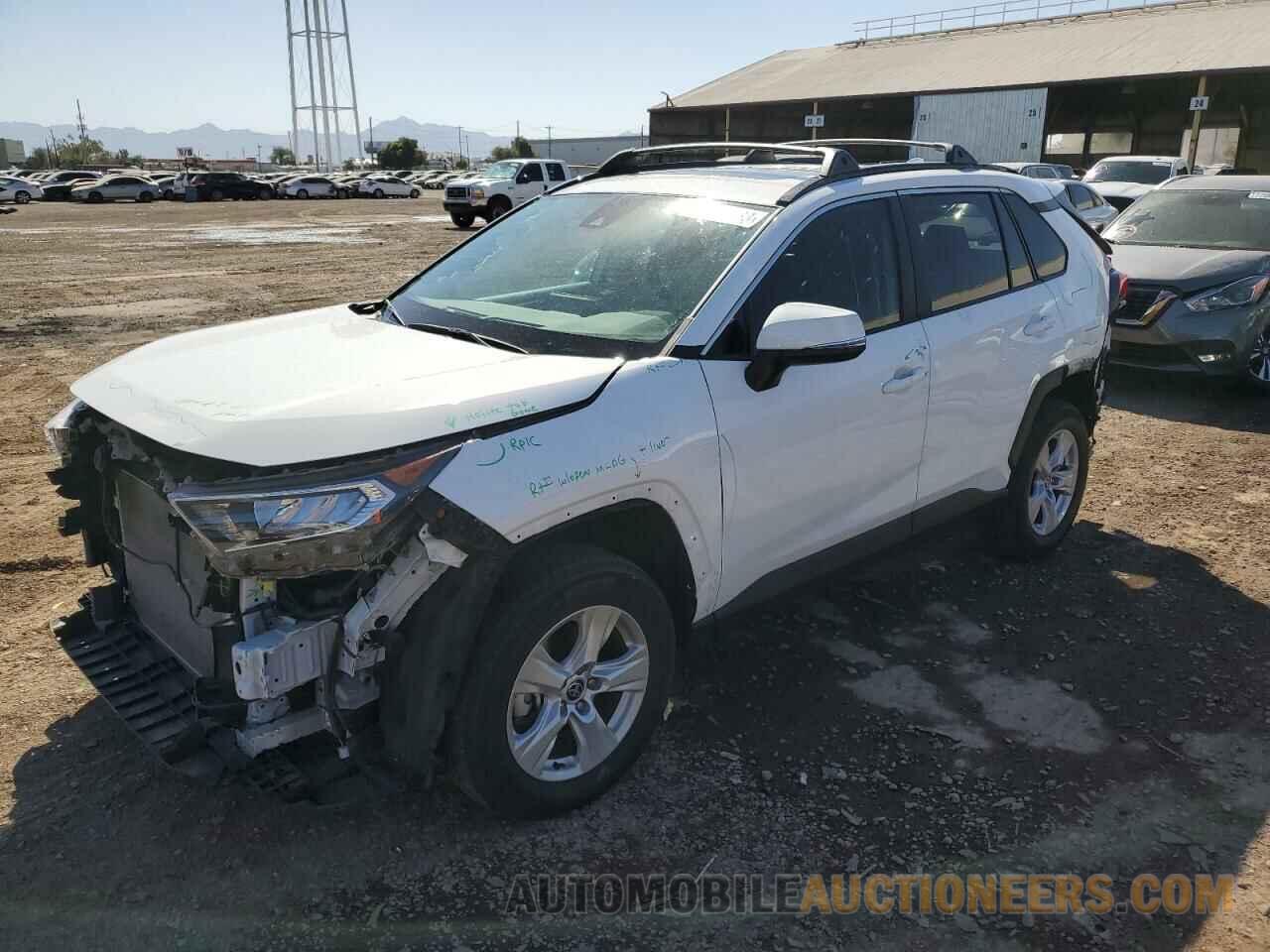 2T3W1RFV2MC149897 TOYOTA RAV4 2021