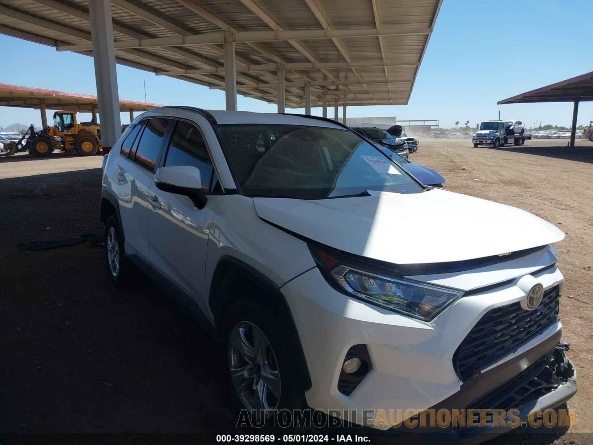 2T3W1RFV2MC152203 TOYOTA RAV4 2021