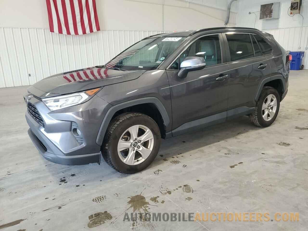 2T3W1RFV2MW106093 TOYOTA RAV4 2021