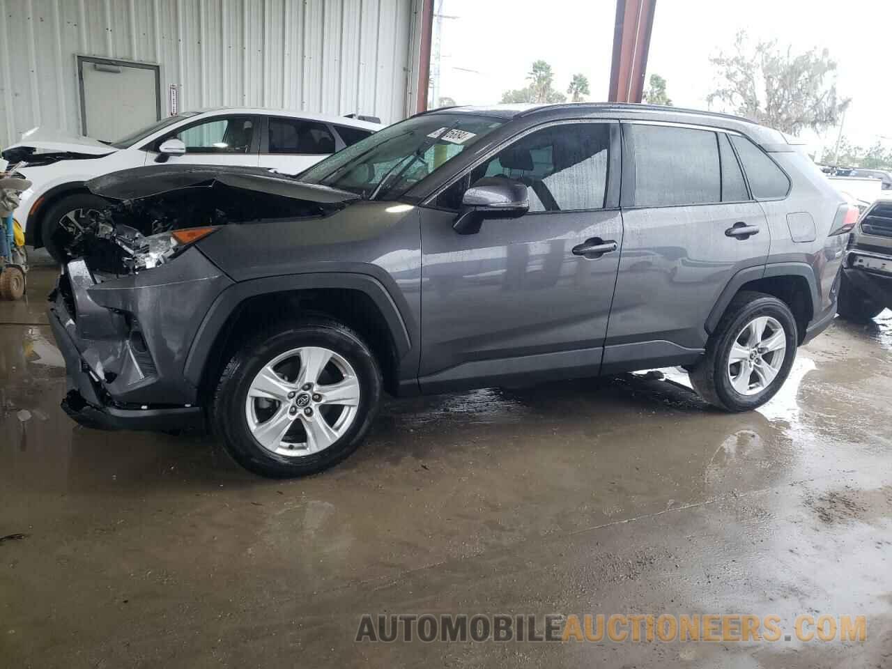 2T3W1RFV2MW114145 TOYOTA RAV4 2021