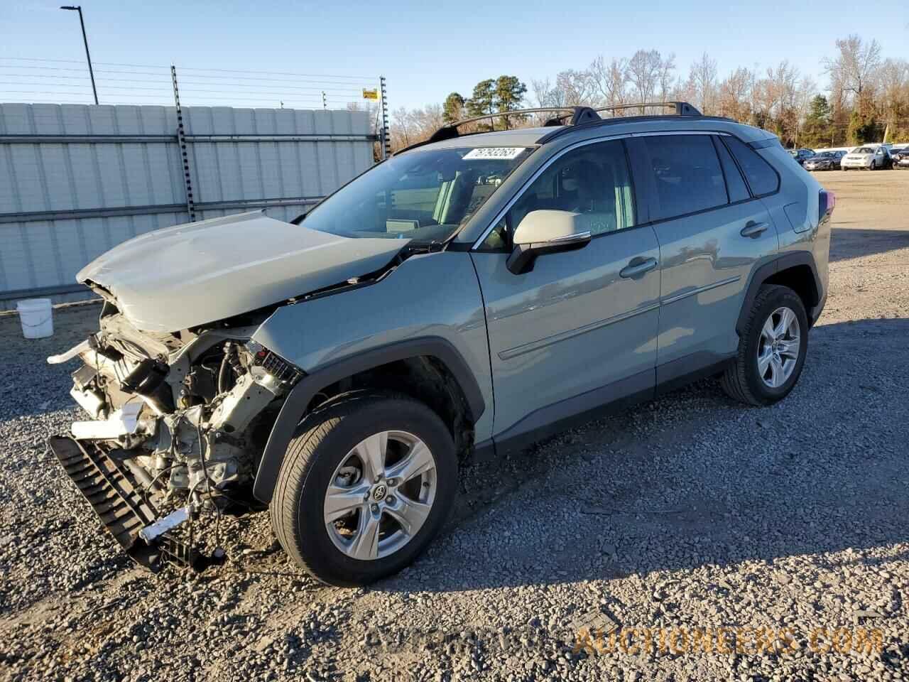 2T3W1RFV2MW139501 TOYOTA RAV4 2021