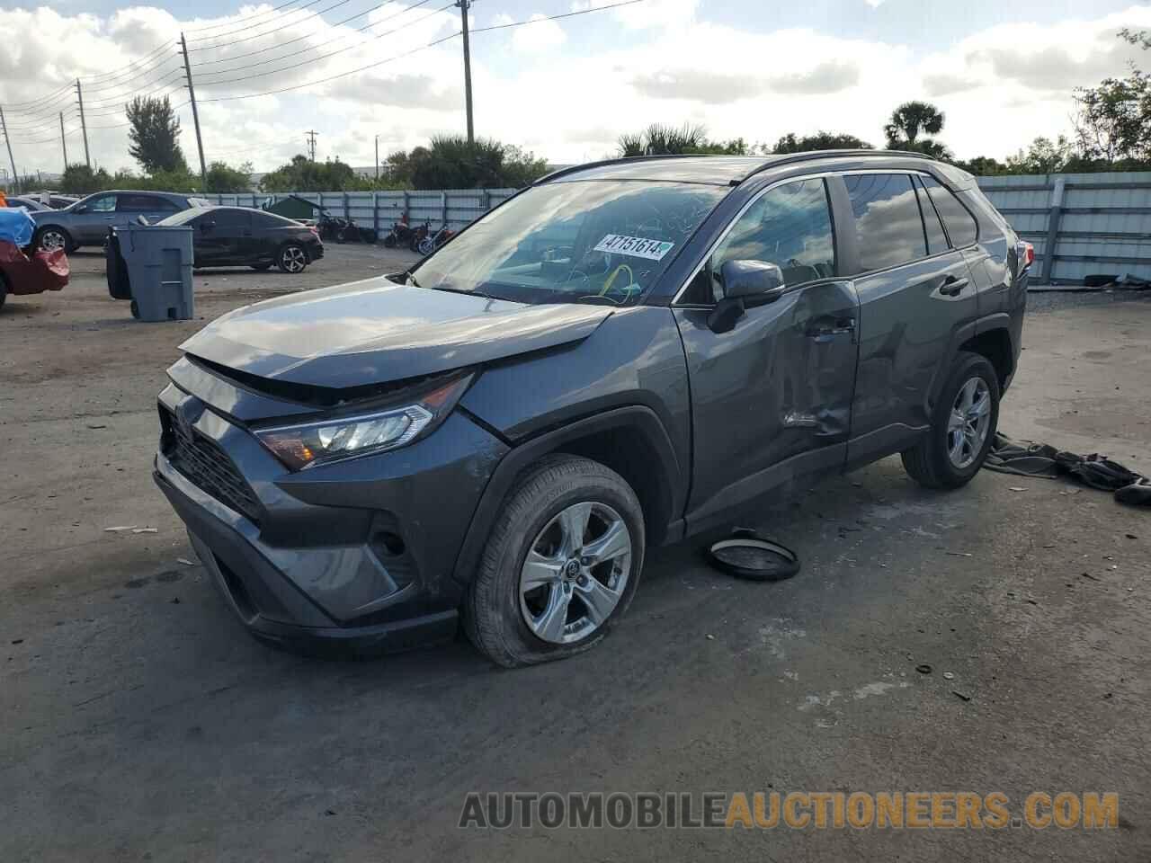 2T3W1RFV3KC002596 TOYOTA RAV4 2019