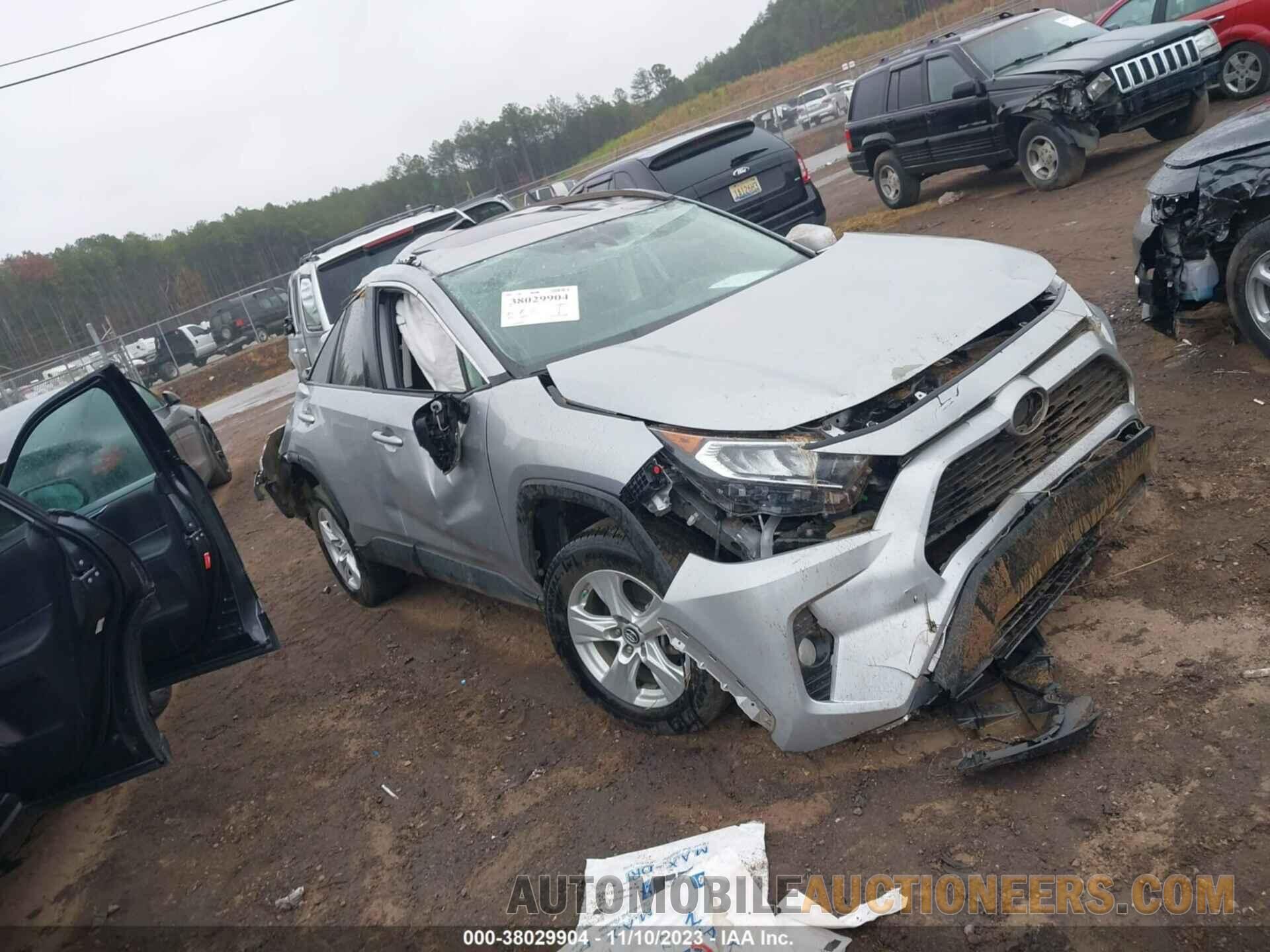 2T3W1RFV3KW002015 TOYOTA RAV4 2019