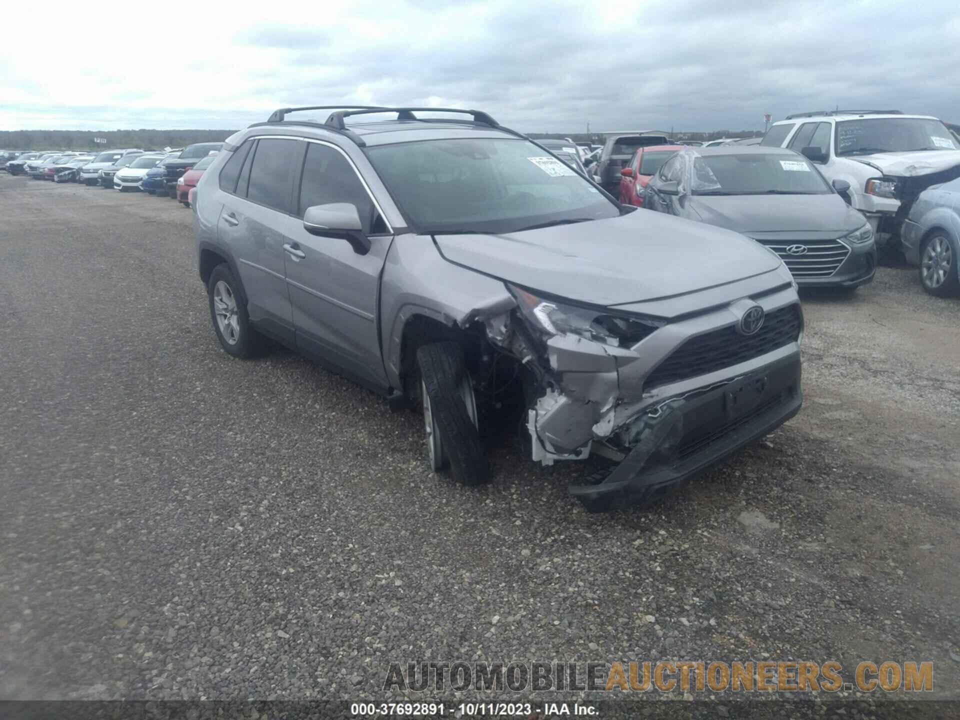 2T3W1RFV3LC042565 TOYOTA RAV4 2020