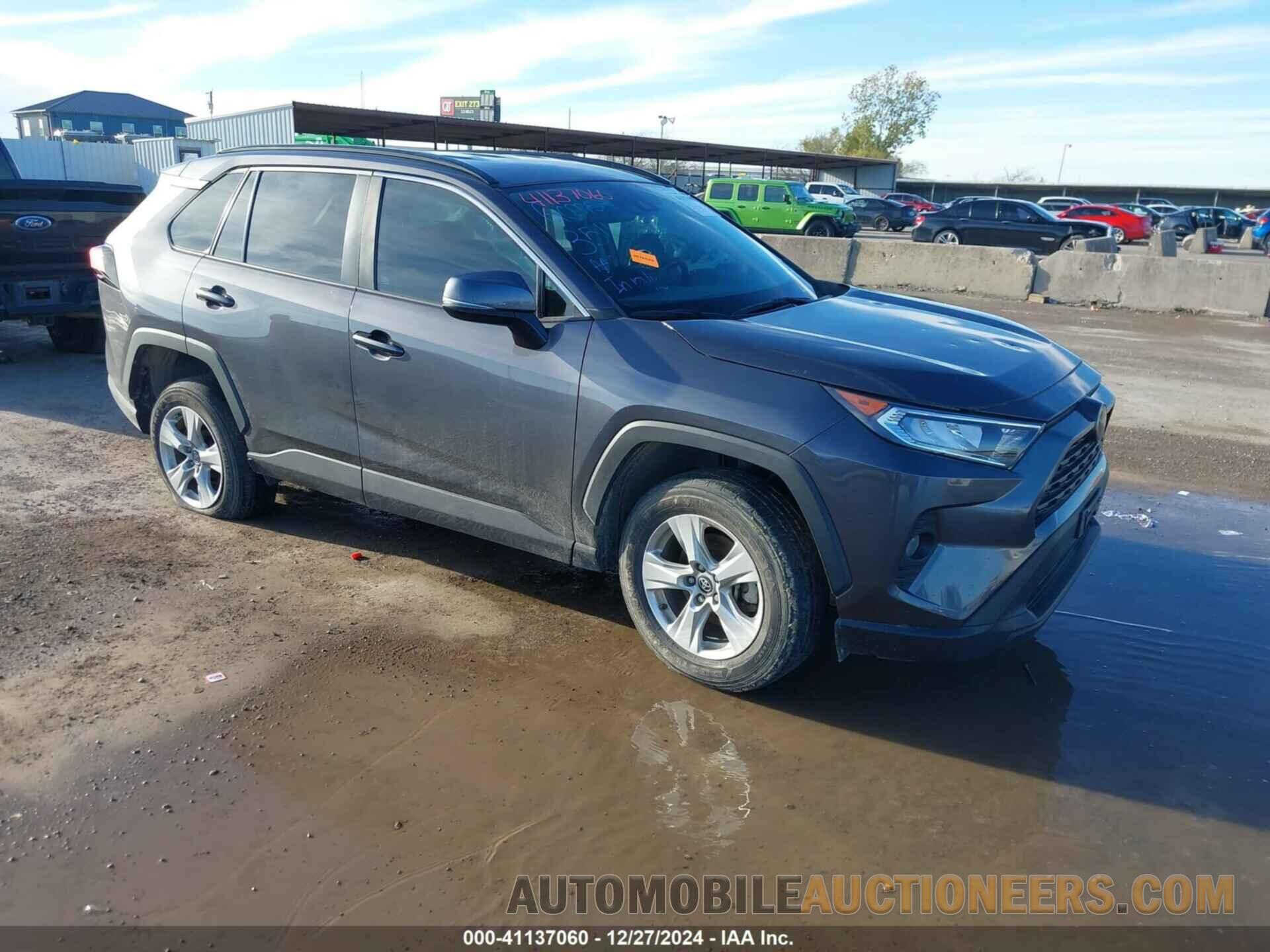 2T3W1RFV3LW094261 TOYOTA RAV4 2020