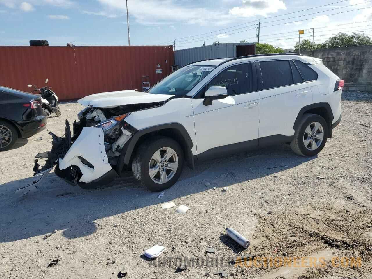 2T3W1RFV3MC095672 TOYOTA RAV4 2021