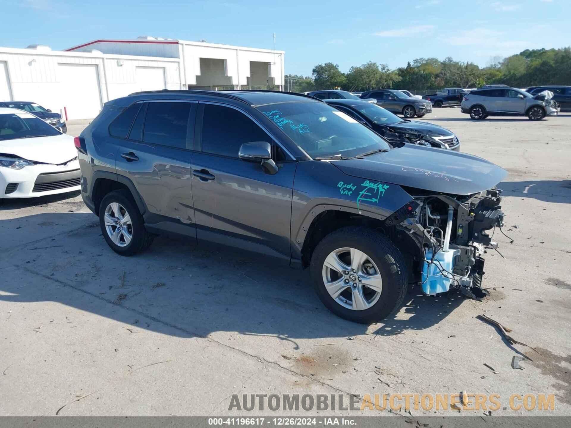 2T3W1RFV3MC123812 TOYOTA RAV4 2021