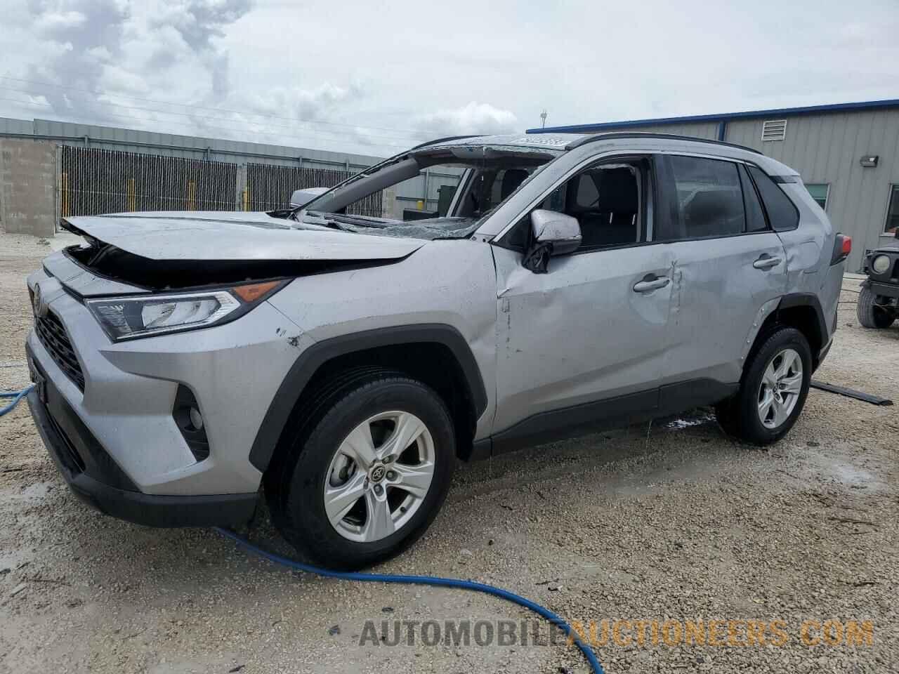 2T3W1RFV3MC134390 TOYOTA RAV4 2021