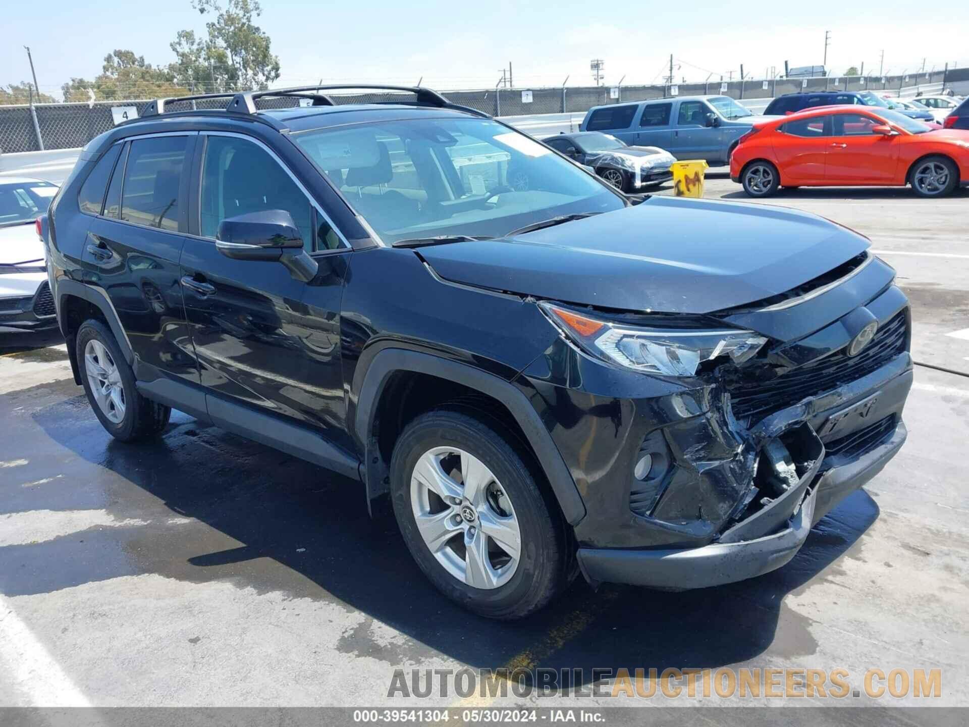 2T3W1RFV3MC142926 TOYOTA RAV4 2021