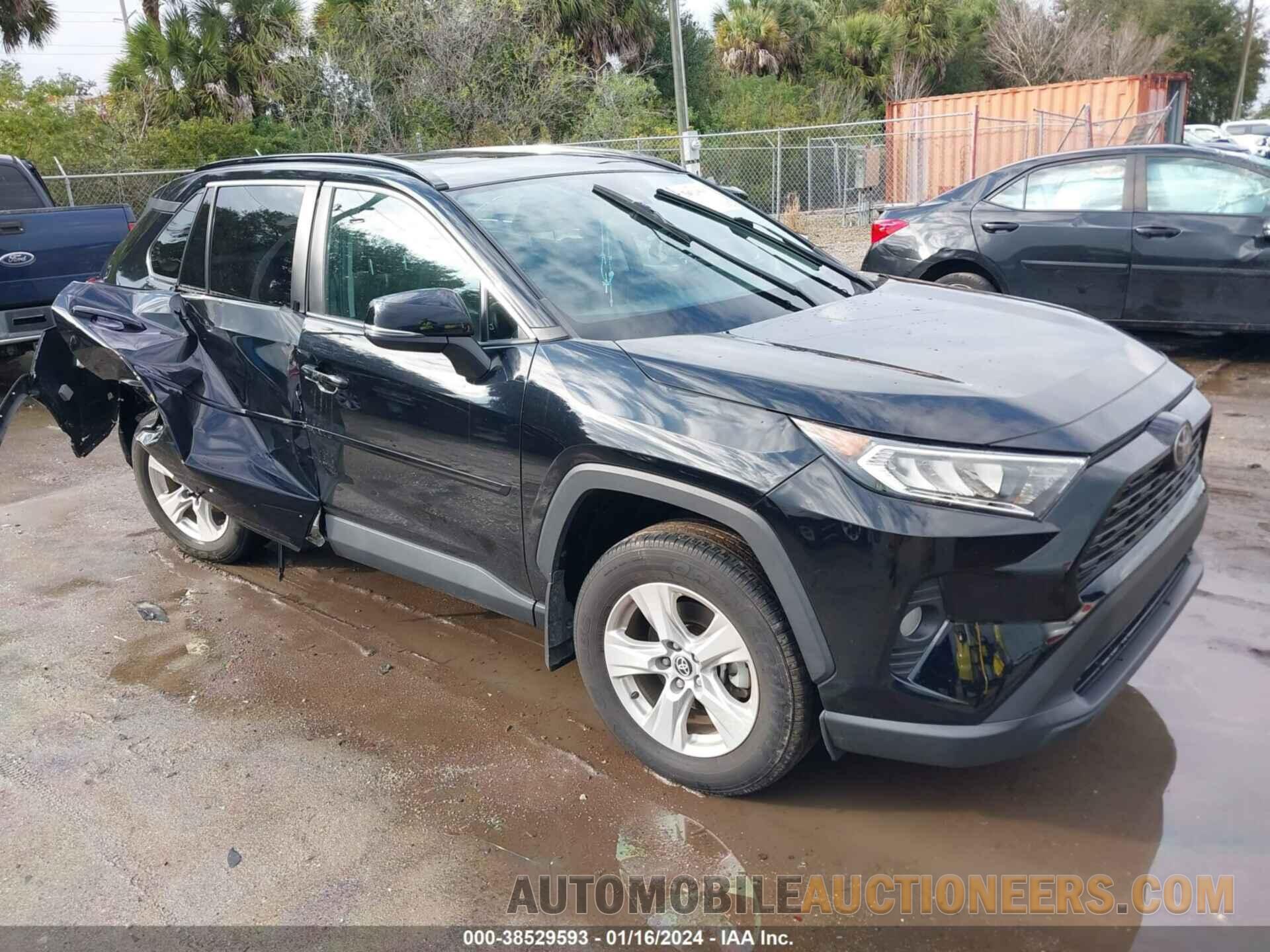 2T3W1RFV3MC152565 TOYOTA RAV4 2021