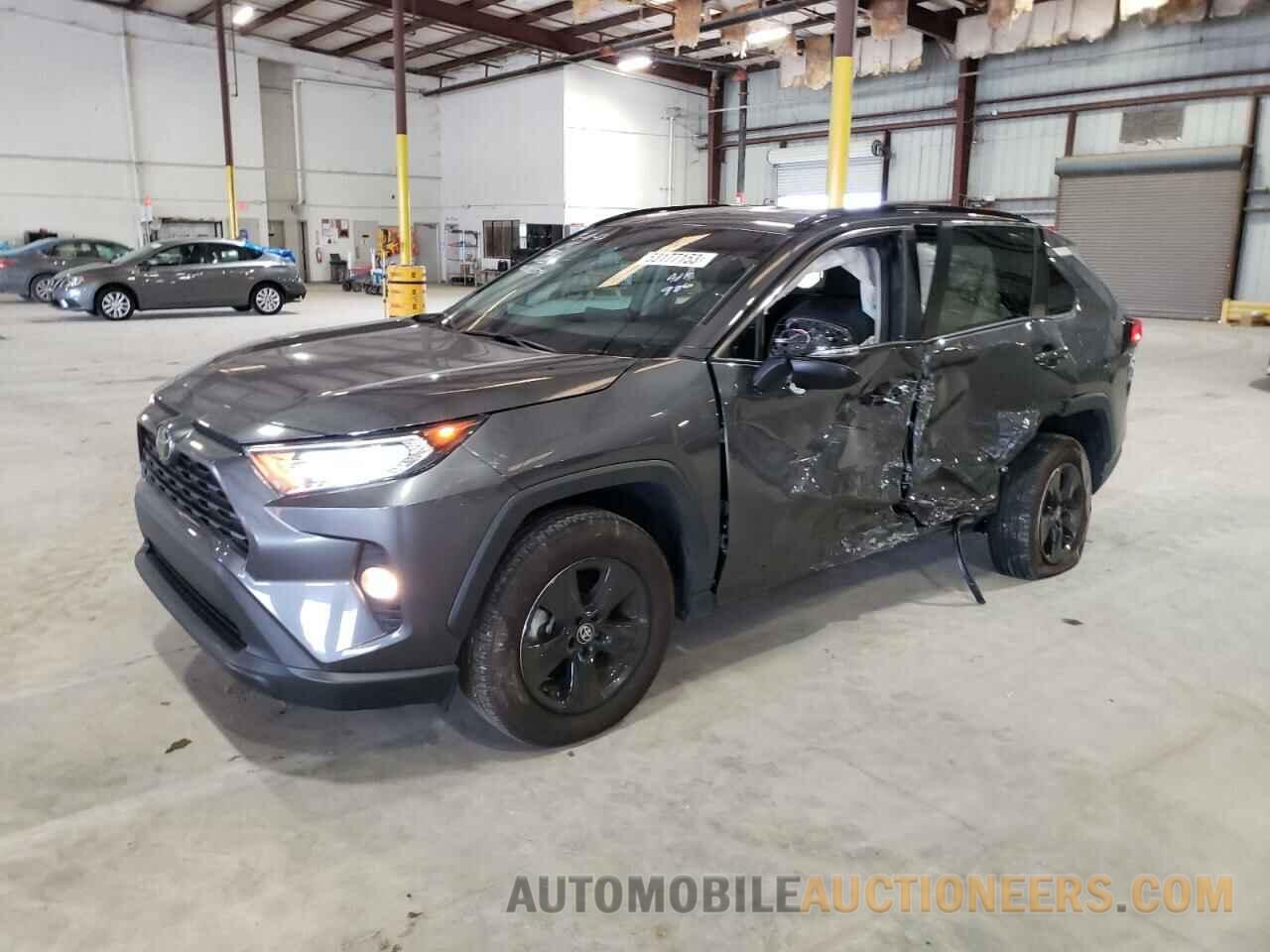 2T3W1RFV3MC158950 TOYOTA RAV4 2021