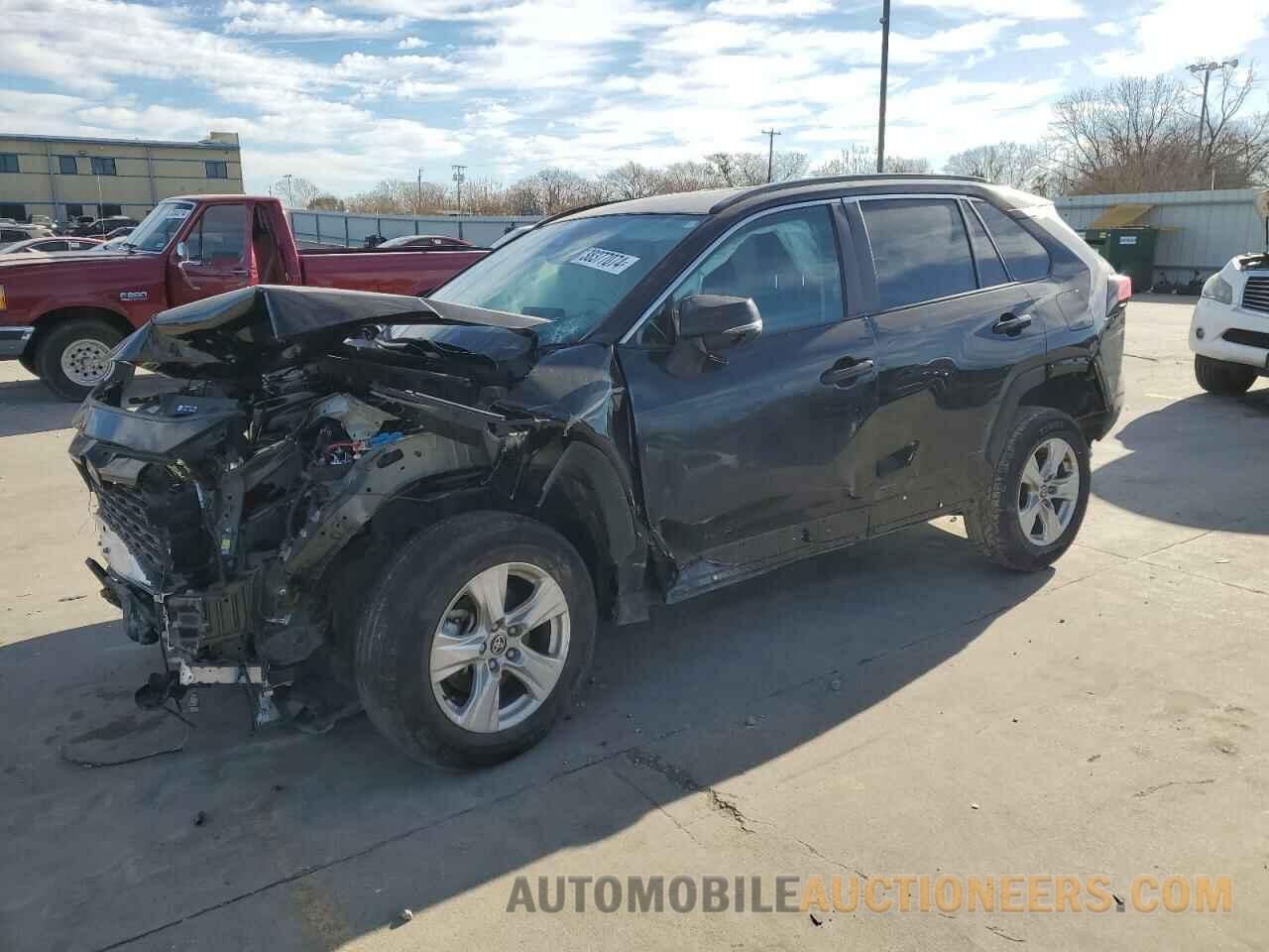 2T3W1RFV3MW178114 TOYOTA RAV4 2021