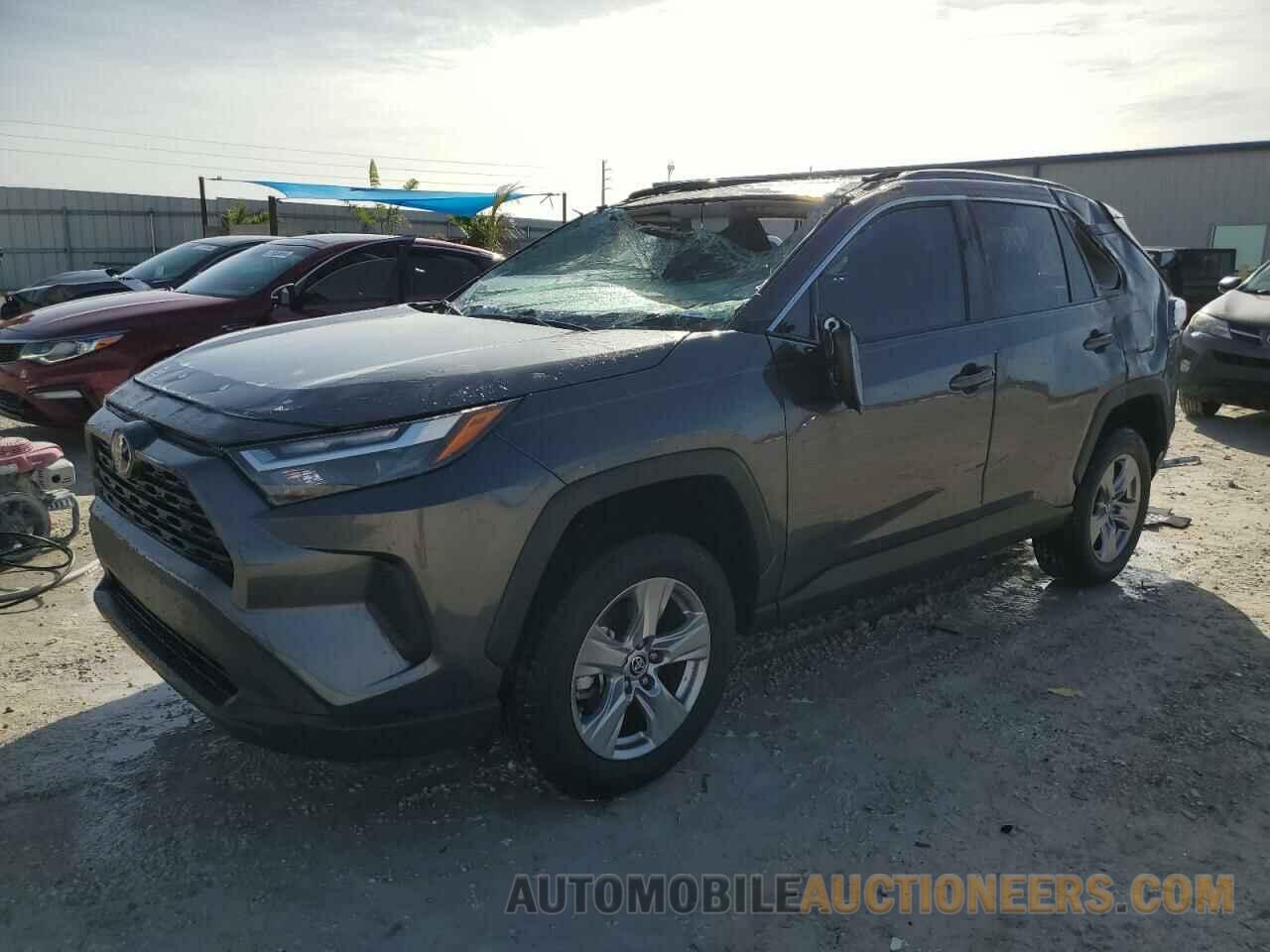 2T3W1RFV3NC212118 TOYOTA RAV4 2022