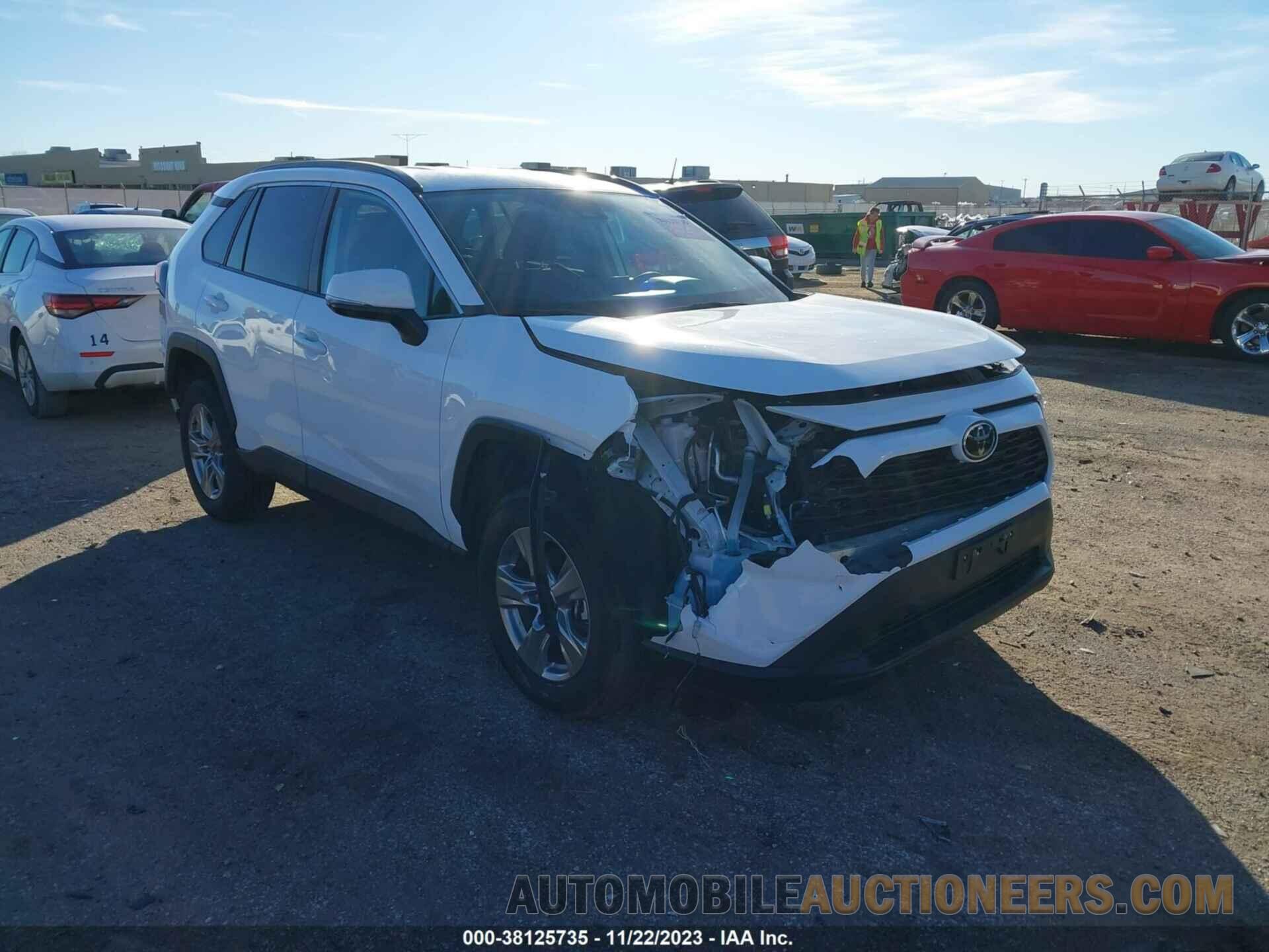 2T3W1RFV3PW274135 TOYOTA RAV4 2023